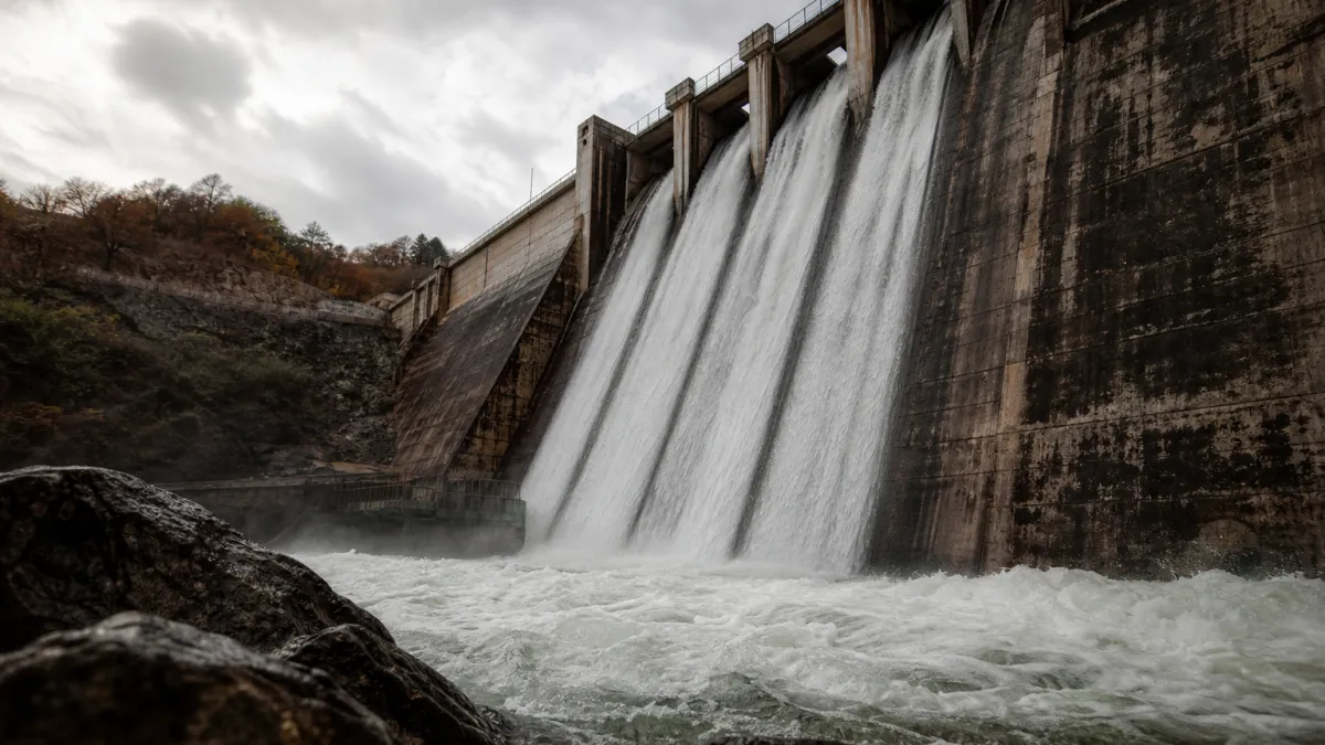 L'énergie hydroélectrique : fonctionnement, atouts et enjeux